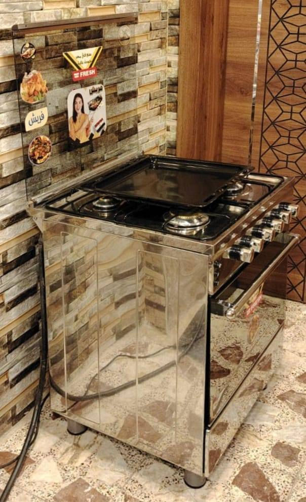 ❤️‍🔥طباخ فرش مصري للبيع ❤️‍🔥
الطباخ ماركه معروفه FRESH (( المصري الأصلي)) استعمال قليل كلش الفرن والعيون.
✅️ حجم 60×60. ((اكبر حجم بالفرش ابو 4 عيون)) ابو الفرن الواسع .
✅️ الطباخ سل ستيل كامل.
🔥كل العيون والفرن نااااره زرررركه🔥. 
 كل الكهربائيات تشتغل فووول بيه الجداحات وماطور شوي الدجاج والأضائه الداخليه للفرن .
((مكلفه بالنشر فقط))...ماعدهم لا حجز للطباخ ولا توصيل.
🔴 السعر 175 قفل 🔴 السعر مابيه مجال...لان هذا نص سعر الجديد دينباع وهو مايفرق عن الجديد بشي. 
***********
