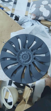 تسلا • كبات • بالسوق