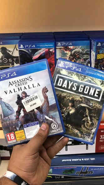 توفر وجبة اقراص مستعمل PS4🔥 💯 
 
⭕️موجود بيع وامراوس 

يتوفر خدمة توصيل لكل المحافظات 💯✅
للحجز مراسلة الصفحة او على رقم 
***********
عنوان: الدورة البوعيثة الشارع الرئيسي مجاور فلافل لبنان
