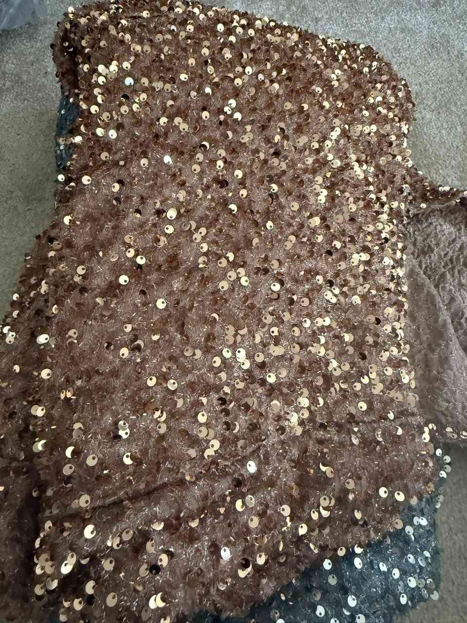 مرحبا بنات فساتين قياس خاص يلبس وزن 90 وفوك  مملبوسات جديد سعرهن كولهن 30 الف مع التوصيل


**إذا كنت صاحب هذا الإعلان وتريد حذفه لأي سبب، رجاءا أرسل رسالة إلى الدعم الفني**