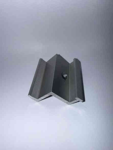 على بركة الله ✅
يتوفر لدينا كلامبات تثبيت الألواح الشمسية الألمنيوم بجودة عالية ومتانة مضمونة 👌🔩
📌 كلامب طرفي
📌 كلامب وسطي
أسعار خاصة ومميزة لمكاتب الجملة والمنصّبين 🤝⚡
وفر وقتك واحصل على التثبيت الاحترافي الأفضل!

📞 للتواصل والاستفسار:
***********
***********
***********

المخزومي للطاقة الشمسية 🌞
