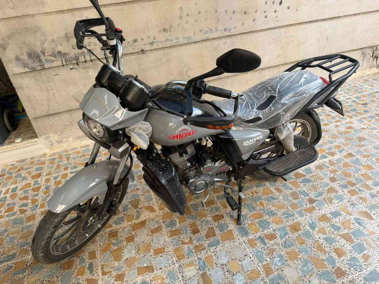 دراجة نارية نوع جني جديدة مثل ما موضح موديل 2026 اخت صفر كلش نظيفة ❤️ كركوك, العراق


**إذا كنت صاحب هذا الإعلان وتريد حذفه لأي سبب، رجاءا أرسل رسالة إلى الدعم الفني**