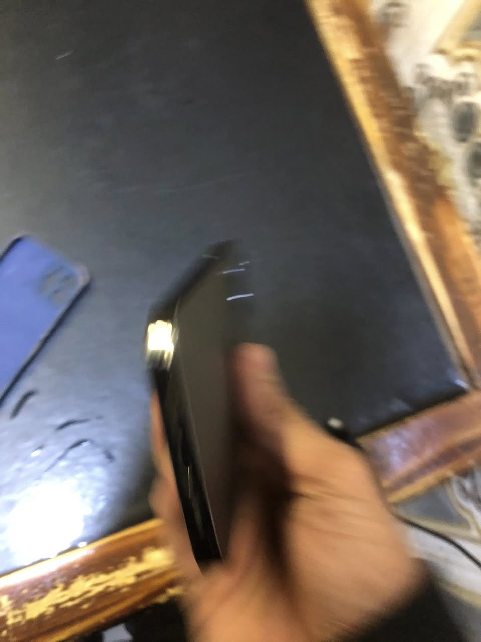 سلام عليكم ايفون 12 برو تليفون كفاله من كلشي  لا بدل بي اي قطعه كله بلاد مكاني بصره القبله ***********
