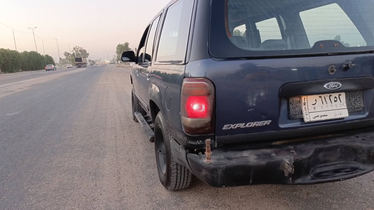 السلام عليكم فورد اكسبلورلبيع موديل
2001محرك وكير كفاله ع بلاد سياره كله ع وظع بلاد استخدام شخصي مكفولة من الظربه والصبغ سياره احلى من الصور وبل عافيه الي ياخذه العنوان بابل الاسكندريه السعر36 وبيه مجال حك جيه الرقم ***********
