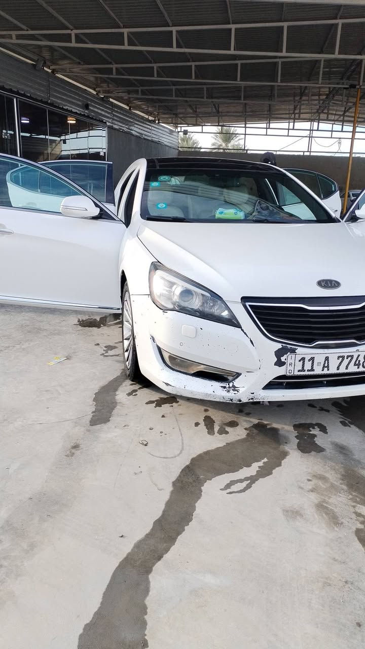 سلام وعليكم كادينزا موديل 12 سياره جديده فول واحد ع واحد جاهزه خليجي بيه 3قطع صبخ تخريب شراي تصل ***********
