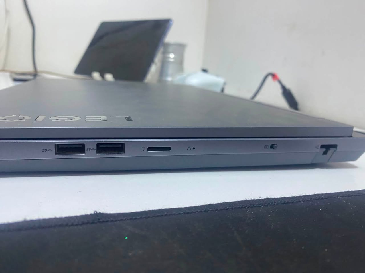 لابتوب لينوفو ليجن فايف
مواصفات
Rtx 4060 140TGP
i7 13650HX
16g ram ddr5 
512g 
شاشة 2.5k 
جهاز نظيف كامل ملحقات من شاحنه وماوس باد العيب الوحيد بس الزر الي ظاهر بالصوره ويكلف الفين دينار
السعر مليون ونص قفل قفل ربع دينار مابي
تواصل واتس 
***********
لحد يحرج نفسه ويجي يعامل ع سعر
