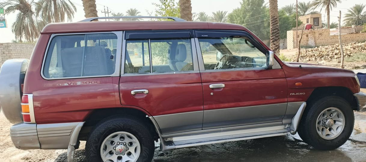 السلام عليكم. للبيع. باجيرو موديل ٢٠٠٠رقم اربيل سنويه والهزه نافذة ٢٠٢١ عندي وكاله عامه بسمي اني احول سياره مابيه صبغ ولا حادث گير محرك جديد حاويه مامفتوح محرك 3000V6فور ويل شغال تبريد ثلاث قطع شغال حداديه تخم تاير جديد ستوني مبدله سياره كله عل بلاد ماكوشي مايشتغل بيه بل اظافه شاشه+كامره. سعر ٦٨ورقه مكاني الشامية ***********.....***********وتساب
