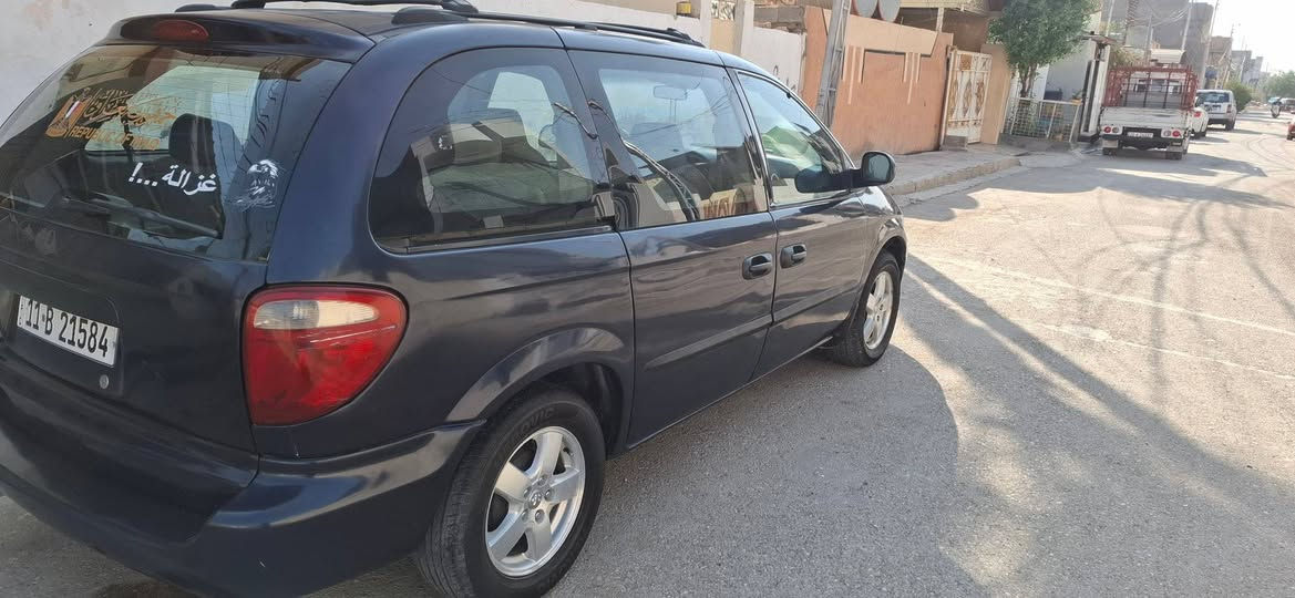 دوج كرفان موديل ٢٠٠٤ رقم بغداد انكليزي بسمي 
محرك ٣٣٠٠ 
الملاحظات
١. محرك شغال وفول بس بي صوت 
٢. الفان فقط ضعيف تبريد غاز بيها
٣. ابطانه مال جاملغ جهة الصدر مابيها 
٤. مشط ستيرن نص عمر 
٥. حزام صبغ
وهاي كل الي بيها وعليها ... والسيارة بسمي ورقم بغداد تريد تحويل او وكالة حاضر 
السعر ٦٢ وبيها مجال ومكاني ديالى 
***********
***********
