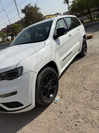 جيب 22 S خليجي ب360 داخل احمر مكان بغداد سعر 360 ***********
