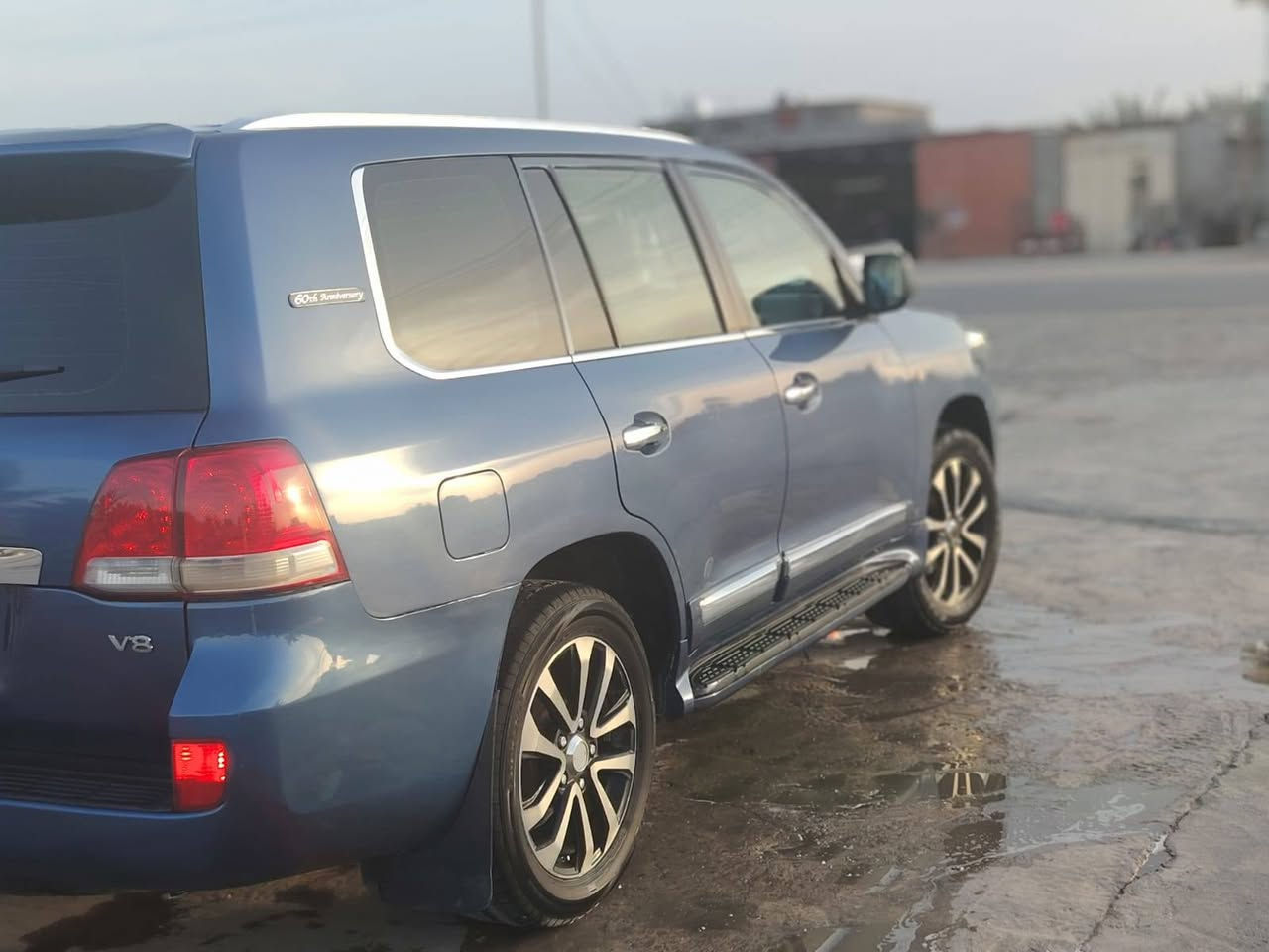 لاندكروز مصفح بيه صبغ عام مال التحديث  ٢٠١١ ديزل جديده كارتون جاهزه من كلشي رقمها صدام بعده اتكفلك بل تحويل الشركه
سويت معامله وكملت ونوب حولوني البغداد وعفته السعر ١٧٠ ورقه  اريد اراوس الي عده لاندكروز محدث بيه تجيه  ورجع شي بصيط ماكو شكال
رقم هاتف ***********
للعلم السياره من كلشي جاهزه
لاندكروز مصفح بيه صبغ عام مال التحديث  ٢٠١١ ديزل جديده كارتون جاهزه من كلشي رقمها صدام بعده اتكفلك بل تحويل الشركه
