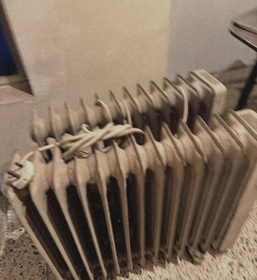 اثاث بيت كامل للبيع قديم ومستعمل بس كله درجه اولى وتكمه مال قبل وباقي هوايه اثاث واغراض صوبات نفطيه وكهربائيه ومكنسات كهربائيه وقناني غاز وكاونترات مطبخ وغيرها
 
الي يريد يدخلي خاص ادزلهيا او ع الرقم موجود واتساب فقط
 +9647770345114
العنوان : بغداد - اليرموك
