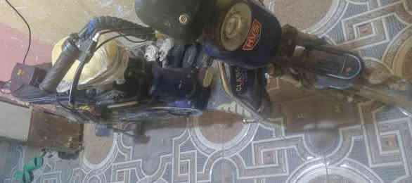 سلام عليكم من رخصه الادمن
دراجة شحن HVS اكبر حجم 20 
بطاريات جدد نواقصها فقط كشن وشاشه شغاله بس مصمقها تريد تبدلها او لا براحتك بعد ما ناقصها شي كلشي شغال بيها وتايرات جدد سعر 250 وبيها مجال لطيبين شراي ***********
