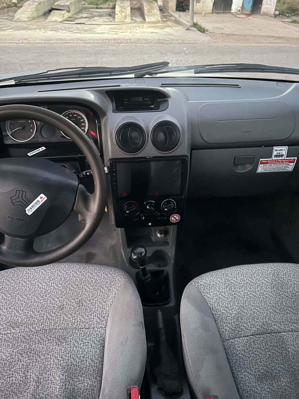 سايبا موديل 18 رقم كربلاء تحويل مباشر السياره كير محرك كفاله تخم تاير حداديه جديده تدفئه تبريد الكشر كلش حلو السياره صافيه فقط بارد بالباب الخلف السايق بدون صبغ السعر 52وبيه مجال
***********

