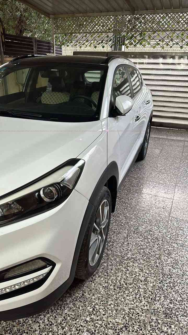 سلام عليكم توسان للبيع خليجي قماره  بانورامه ماشيه ١٣٨ الف سياره جاهزه بسمي تحويل مباشر سعره ١٧٠ $ وبيه مجال لشراي حك الجيه  رقم بغداد  السياره رقم صاحبه ***********
