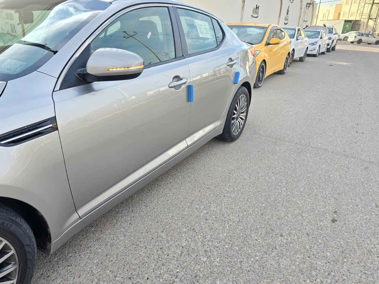 السلام عليكم إلى عشاق الجديد كيا اوبتيما موديل ( 2013 ) وارد امريكي  تبديل البنيد شرط بدون اي ضرر داخلي والباقي كفاله عامه حتى من البارد سياره جديده جدا ماشيه 100 الف مكينه وكير برغي مامفتوح بيهن محرك 2400 ويل كب شاشه كامره اشاره بالمري دواخل بيجي يدات نيكل بلاد بلاجكتور فول تحكم سياره جاهزه من كلشي مكينه كير حداديه تبريد تخم تاير كهربائيات مكاني ناصريه مركز للاتصال ( *********** ) السعر ( 118 ) ورجا مو شراي لا يكسر بحلال الناس ملاحظه علما السياره احلى من الصور رقم ذي قار باسم مهندس بالنفط تحويل مباشر
