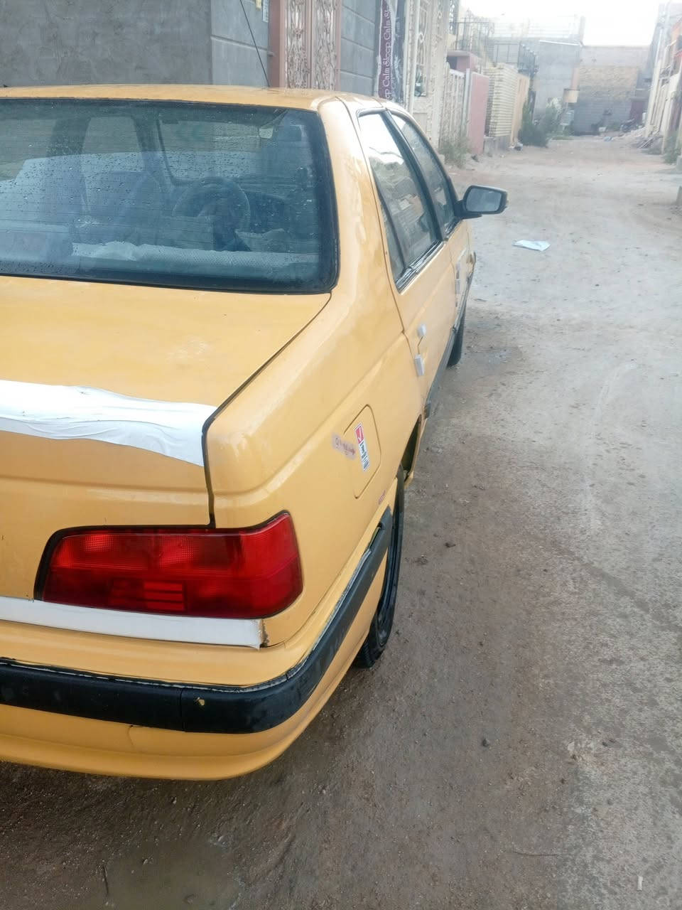 سلام عليكم بيجو بارص 13سياره جاهزه مكينه وكير فرنسي هزه جديده بارحه داورته سياره خير من الله كهربايت كله شغاله وتبريد وحداديه جديد عوزه دبل وره ولقم مال صفحه العبري سعر32وبيه مجال رقم ***********

