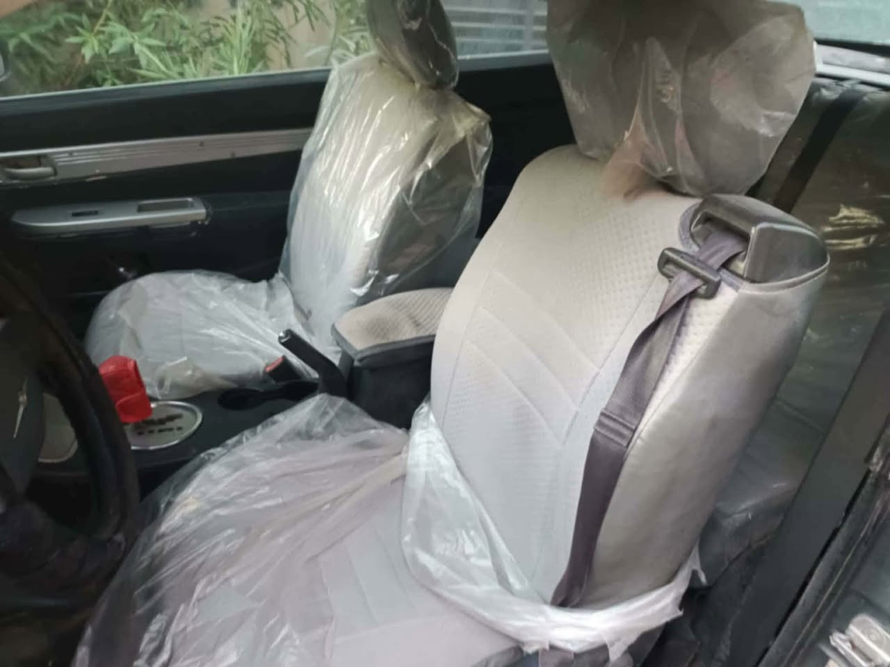 السلام عليكم سياره كلايزر للبيع موديل 2009 كشف رياضي تك باب مصبوغه حزام جماليه فقط كير محرك مكفول رقم انبار مشروع وطني عنوان السياره بغداد السعر 65$ وبيه مجال


**إذا كنت صاحب هذا الإعلان وتريد حذفه لأي سبب، رجاءا أرسل رسالة إلى الدعم الفني**