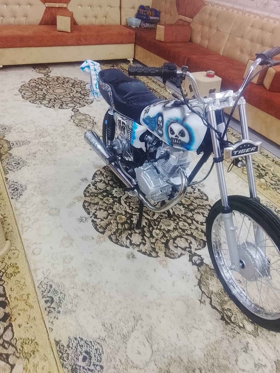 السلام عليكم دراجه للبيع أوراق اصولي تعمير 26 بيع مستعجل السعر خاص مكاني القاسم سوق دوهان ولستفسار هاذه رقمي ***********
