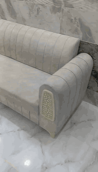 السلام عليكم ديوان تركي للبيع تسعه أمتار السعر 400 ويه الكراسي الاتصال على الرقم *********** او ***********
