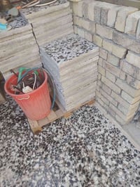 زاد عندي ٢٠ متر كاشي عراقي  40×40 معه 5جياسه سمنت  وجيس شربت 077318589...