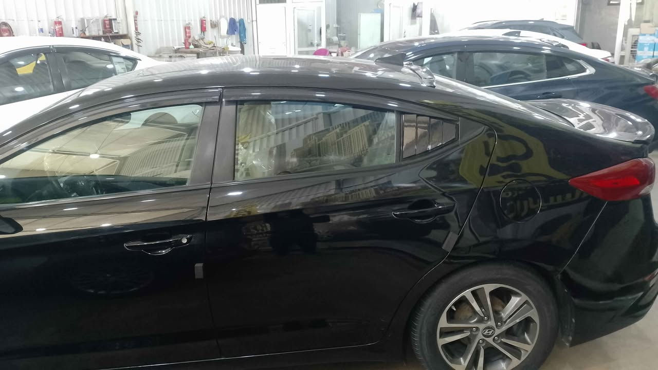 السلام عليكم هوانداي النترا2017 وارد امريكي حادث جاملغ خلفي والباقي مكفولة فول مواصفات فتحه سقف بصمة تشغيل بصمة ابواب رقم اربيل ماشية٥٧ الف السعر ١٣٥ وبيه مجال
العنوان بغداد الاعظميه
للاستفسار *********** Colombo, Sri Lanka
