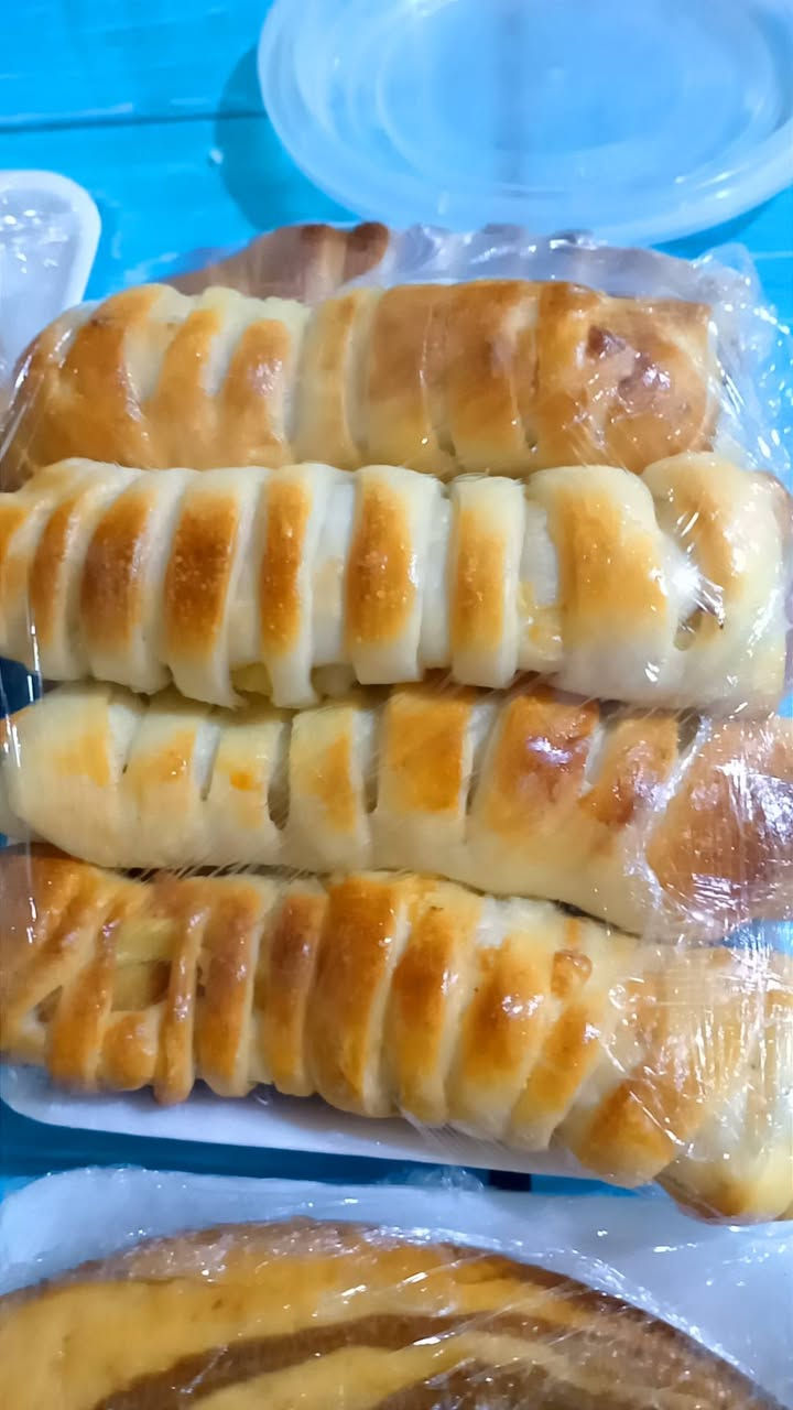 سويتلكم عروض تجنن متكونه من فطائر دجاج ١٠ قطع وكيكه جاي وسط وعلبه كيك السعاده كل هذا ب١٠ الاف بس


**إذا كنت صاحب هذا الإعلان وتريد حذفه لأي سبب، رجاءا أرسل رسالة إلى الدعم الفني**
