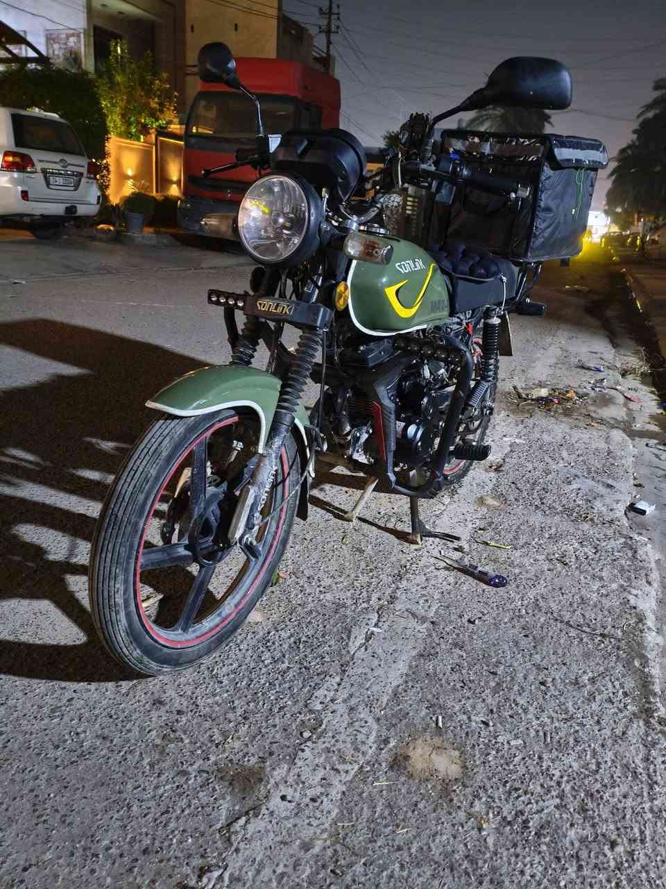 السلام عليكم دراجه سونلنك ماكس وان مكينه 200
لدراجه مشيه 10000 كله شغاله بيه نقص صفاحيه لدراجه مكفوله من كلشي شرط لفحص عنواني بغداد العامرية للستفسارر
متواجد واتساب 
***********
