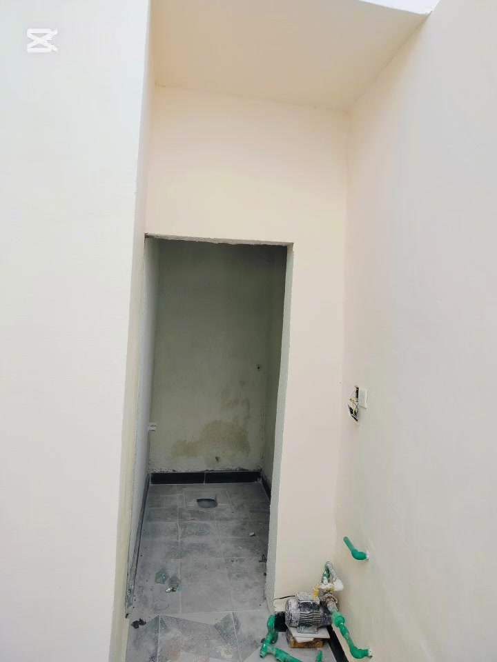 بيت للبيع بناء حديث طابو زراعي عراقي المساحة 150 متر العنوان ابي الخصيب شارع ابو دلة قرب المحكمة  السعر 68 قابل للتفاوض ***********
