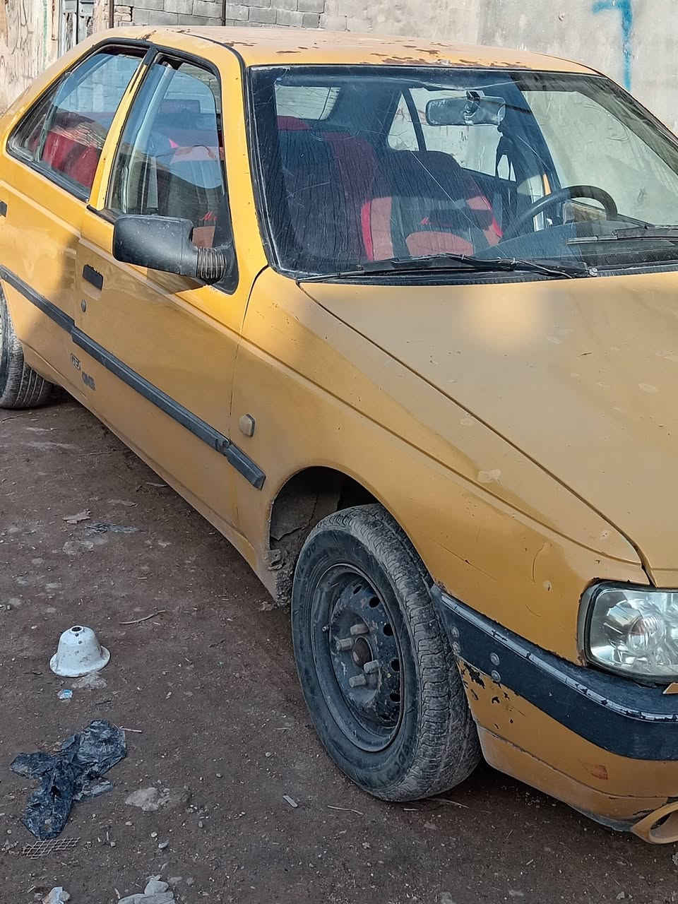 بيجو روئ موديل ٩سياره شغاله بس المحرك بي دخان قليل السيارة جاهزة مكان بغداد السنويه صاقطه بل ٢٣ بدون راعي بدون تحويل سعرها ١٠ اوراق بيها مجال قليل رقم كربلا *********** اتصال
