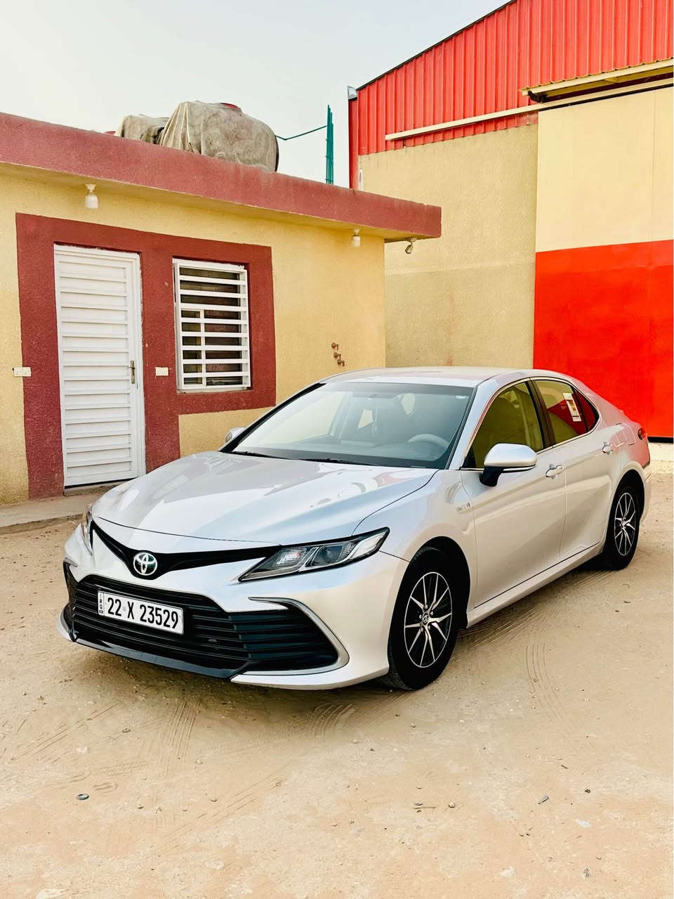 سلام عليكم للبيع تيوتا كامري مديل 2024 وارد خليجي رقم اربيل تحويل مباشر السياره بصمه زنون لايت  بدون حادث فقط 3 قطع بدون حادث وبدون دواخل هايبرت ياباني اصل ماشيه 52 دخول جديد السعر 195 للتواصل على رقم *********** مكاني بابل حلة, بابل
