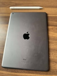 آيباد ٩ • مستخدم للدراسة • مع قلم