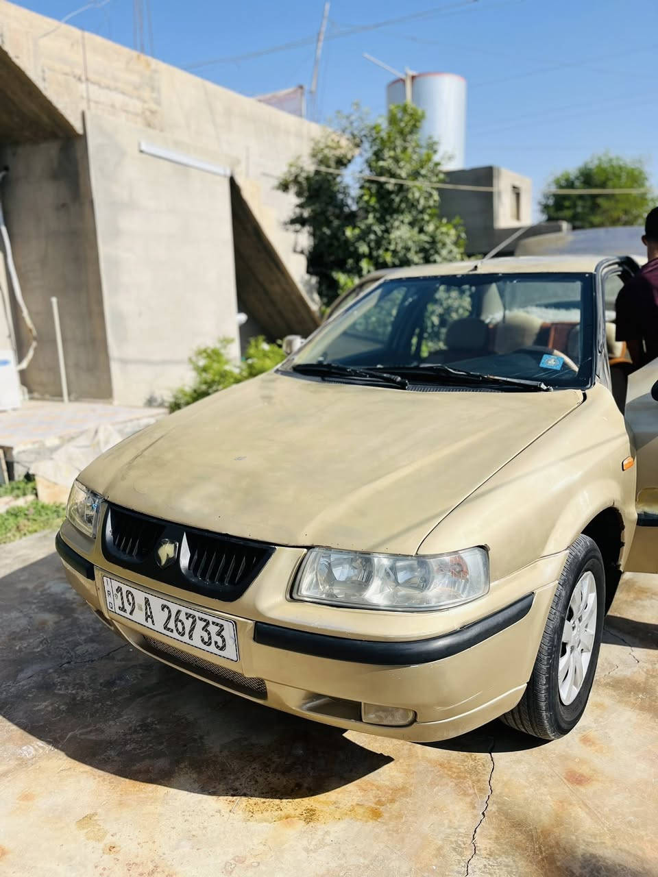 #للبيع سمند 2009. سنويه لل28 رقم إنكليزي تريد تحويل تريد وكاله. شرط گير ومحرك وكهربائيات. وتبريد ثلج صدر جديد ماصدات جدد  دواشمه اصليه 4سماعات ومسجل جديد  تيارات نص عمر  عايزهه ترتيبات قليله فقط  اترايهه وين ما تريد 
السعر 35ورقه وبيهه مجال 
رقم الهاتف ***********
