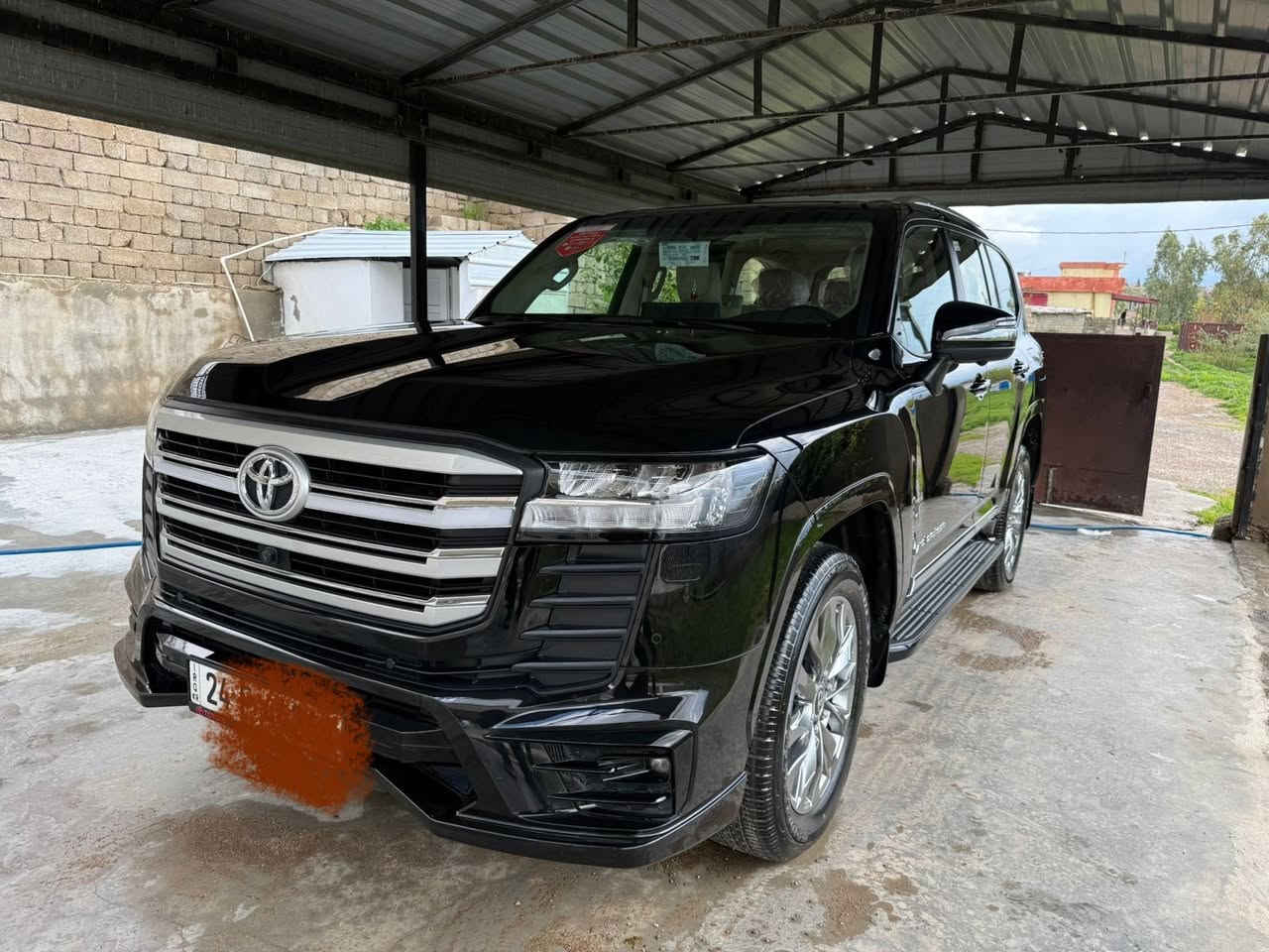 توياتا لاندكروز2024GXRLImited
بدون صبخ بدون تعديل 
كيرمحرك شه رت 
ماشي5كم
3شاشه بصمه شغل 
باب بصمه
فول فول مصفات 1علي 1
سعر700شده مجال
***********
عقره
