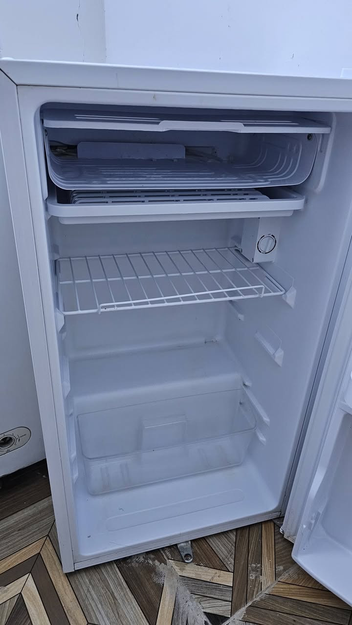 ثلاجه للبيع. جديدة كلش السعر 80 . العنوان كرمه علي للطيف


**إذا كنت صاحب هذا الإعلان وتريد حذفه لأي سبب، رجاءا أرسل رسالة إلى الدعم الفني**