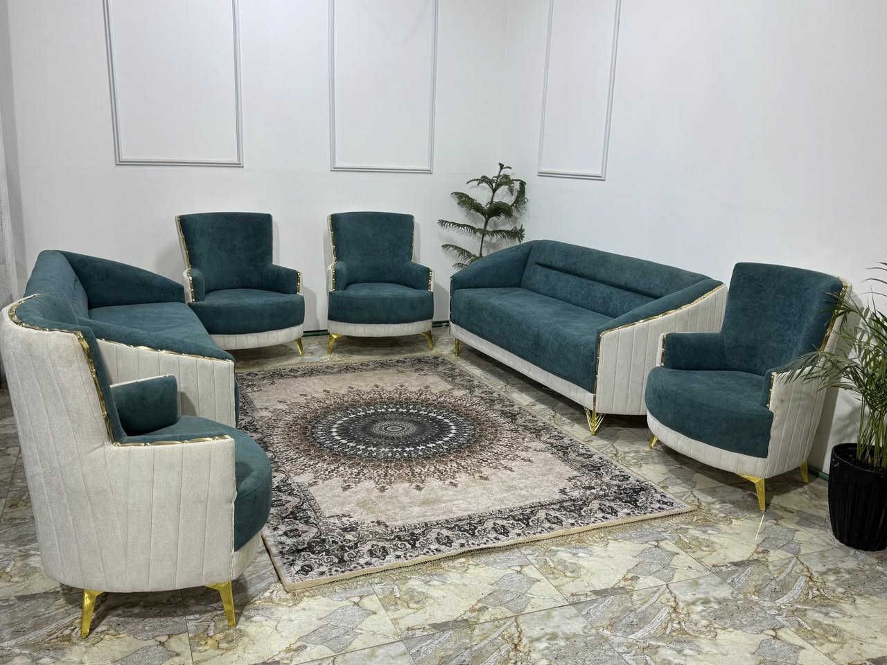 ليش تختار ديوان وتخم الوهج؟
alwahj.home
? ليش ديوان وتخم الوهج؟
ل تصميم فاخر يليق البيوت الراقية
• تشطيب نظيف وشغل احترافي يبين من أول نظرة
? شنو يميزها من ناحية القوة؟ ما تصنيع قوي وثبات عالي
نتحمل الاستخدام اليومي وكثرة الضيوف وتعيش سنين
? شلون الضمان؟
ضمان حقيقي على العمل
نلتزم بالجودة ونوقف ويا زبائنّا بعد التسليم
? الراحة شلون؟
جلسة مريحة وتبطين ممتاز راحة طويلة حتى ويا الجلسات الطويلة
• موديلات وألوان حسب الطلب
* يتوفر نظام الأقساط
ديوان وتخم الوهج... قوة | ضمان | راحة
للاستفسار والطلب:
***********
***********
