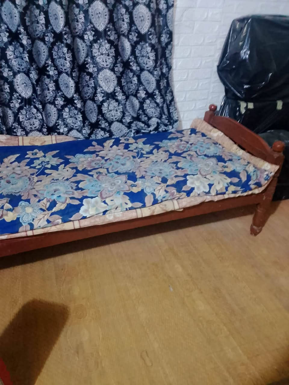 ***********
شراي يتفضل واتساب
اسعار مناسبه جربايه ب 20 الف كنتور اربع بوب صاج مبرده نظيفه جدا عنوان بغداد زعفرانيه
