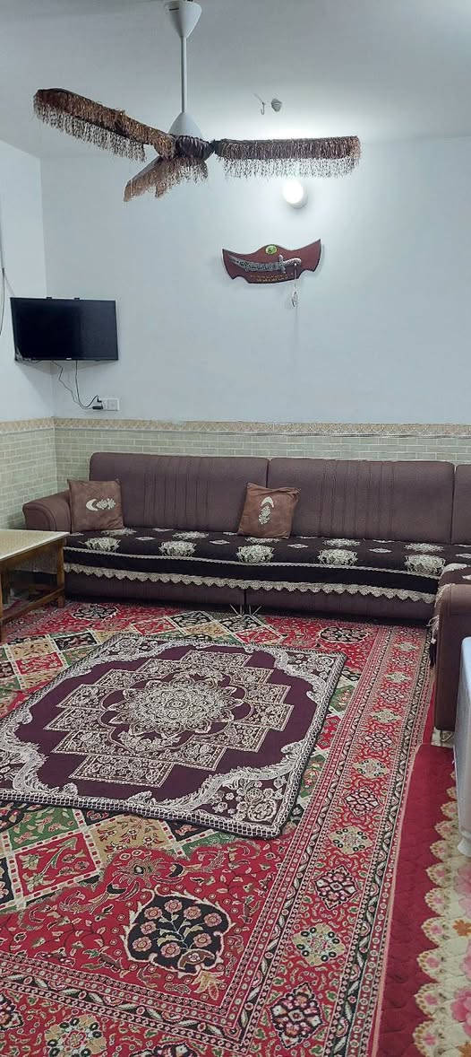 السلام عليكم بيت في الشاوي نزله العيد قرب اسواق كروري مساحه ١٥٠ طابو زراعي سند ٢٥ طابق واحد السعر ١٤٠ للاستفسار الاتصال ***********
