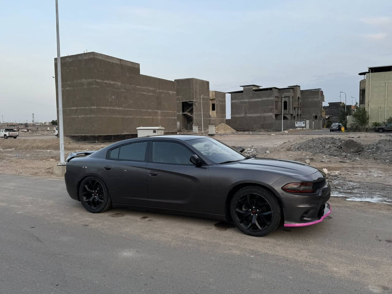 جارجر موديل 2021 اصل كفالة ‼️
حادث (دعامية) ومحدثها SRT حالياً وايرباك راجع سستم شاصي ودواخل وبدي كلة كفالة من الصبغ والضربة موجود بالمنشور الحادث ‼️ لون فيلي رقم اربيل سنوية وهزة جديدة بأسمي محرك 3.6 السيارة (فول مواصفات) عدا الفتحة خزن وضعيات كشن السائق وتدفئة وتبريد مقاعد ستيرن متحرك عند الركن ومرايات تنزل بالبگ تدفئة ستيرن كشنات جلد حضن داخل اسود درگة srt عليها سبايدر كاربون فايبر وكفر بگ لايت سموك ولدات وردي سموك ولحية وردية تفاصيل السيارة احلى بهواي من الصور مابيها اي عيوب سواء كم شخط خفيف بالباب عليها ويل 20 وتخم تاير جديد وحدادية جديدة ادامة مستمرة عالمكينة والكير بنزين ودهن افضل شي شغل وروح وين ما يعجبك سيارة جاهزة  
سعر : 225 ورقة وبي مجال جداً بسيط للشراي او مراوس بجارجر هيمي
مكان السيارة بصرة 
تواصل : ***********
