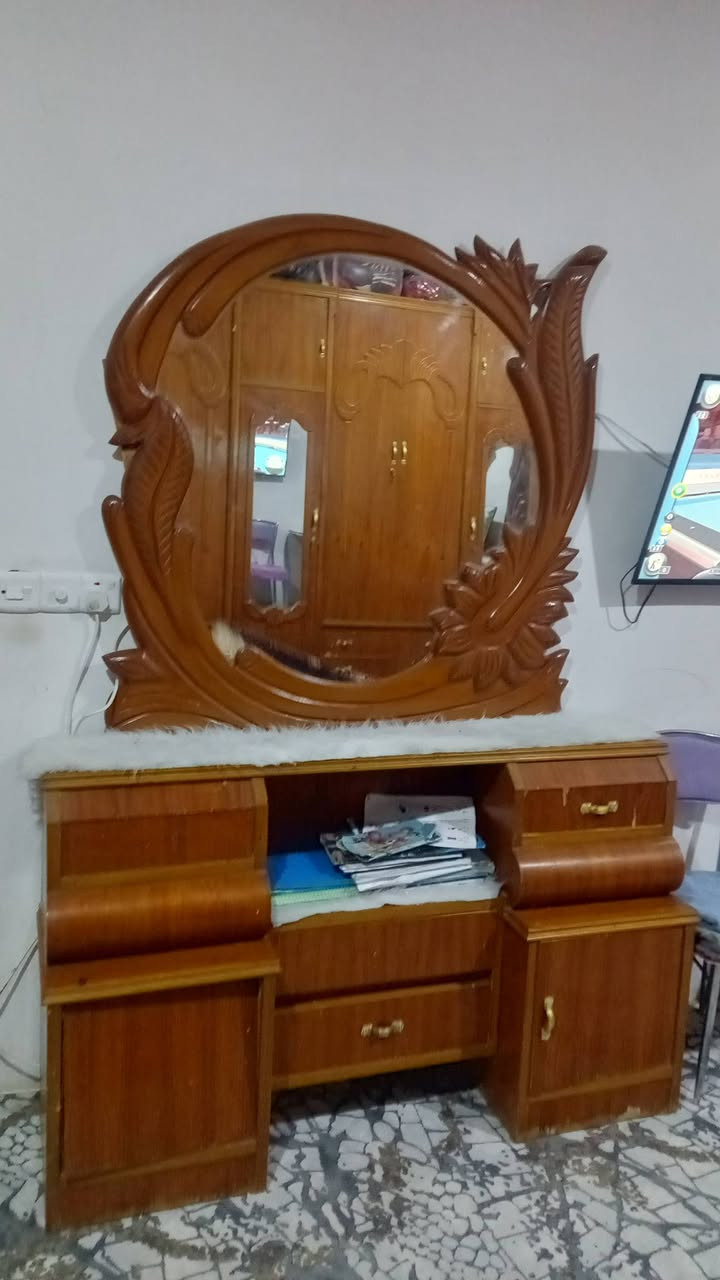 غرفة صاج خشب عراقي اصلي للبيع 6قطع السعر 500قفل مكان ديالى شهربان


**إذا كنت صاحب هذا الإعلان وتريد حذفه لأي سبب، رجاءا أرسل رسالة إلى الدعم الفني**