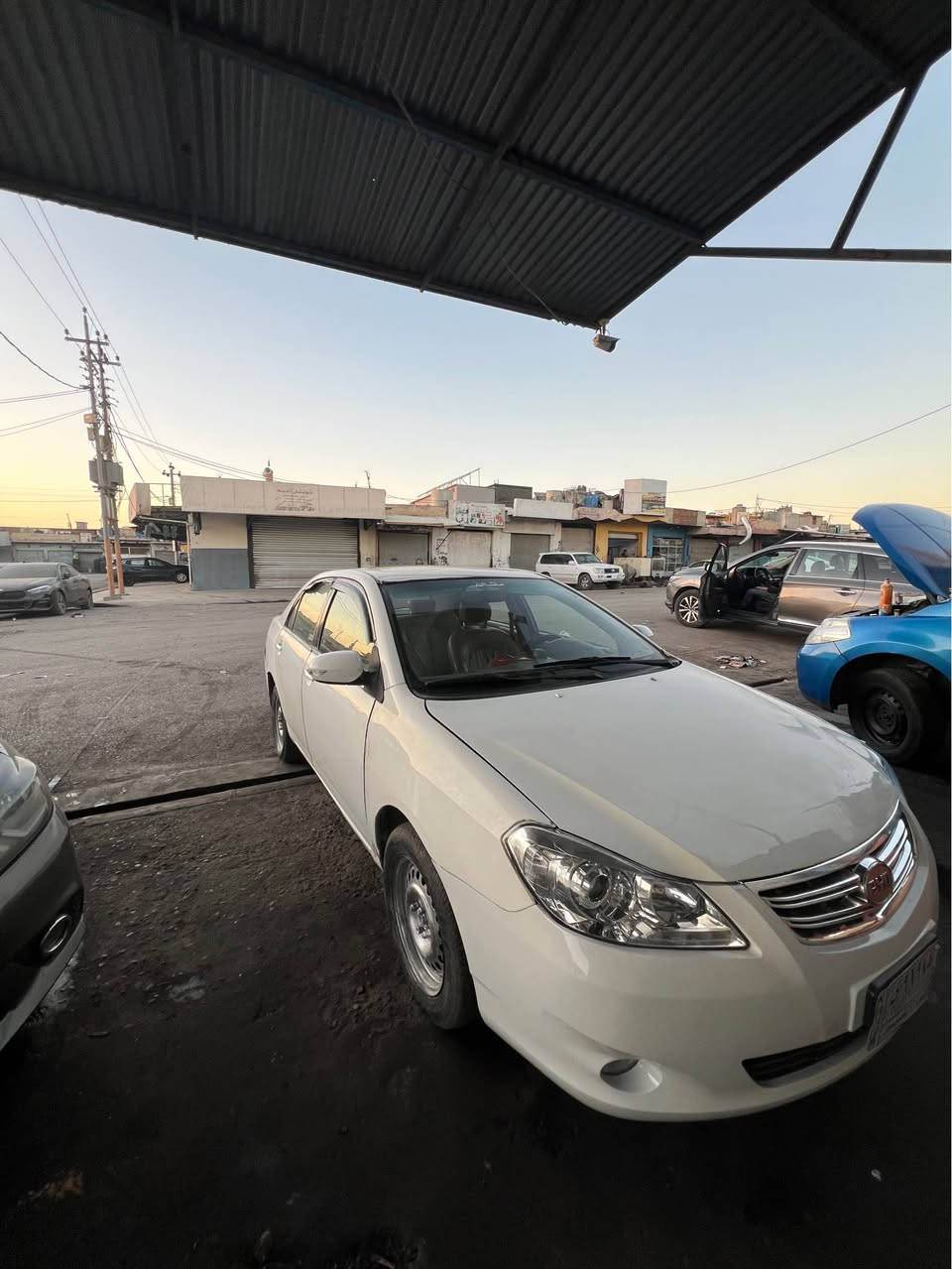 Byd 2013 سەنەوی پاکانە بەسمە شاغال گوشن جلد سلاید گیر حادی مەکینە بیلادی 
گیر مەکینە بەشەرت
*********** أربيل, العراق
