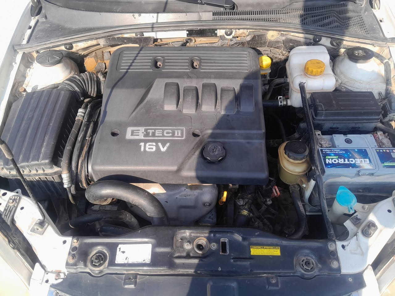 السلام عليكم وبترا للبيع موديل ٢٠١٣ خليجي بيها جاملق وبند بدون داخل  مبدل الأصلي سياره جديده ماشيه ١٨٩ شرط محرك كير سنويه الغايه ٢٩ رقم اربيل مسطره تريد وكاله تريد تحويل السعر ٩٠ مكان القياره الخاص مقلق ملاحظه بيع فقط ***********
