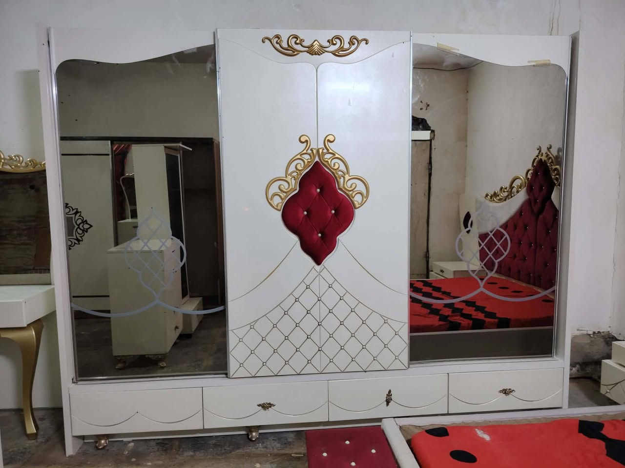 غرفه تركي ضخمه اخت. الجديد كامله تركي اصلي ثقيل المكان ديوانيه *********** بي وتساب
