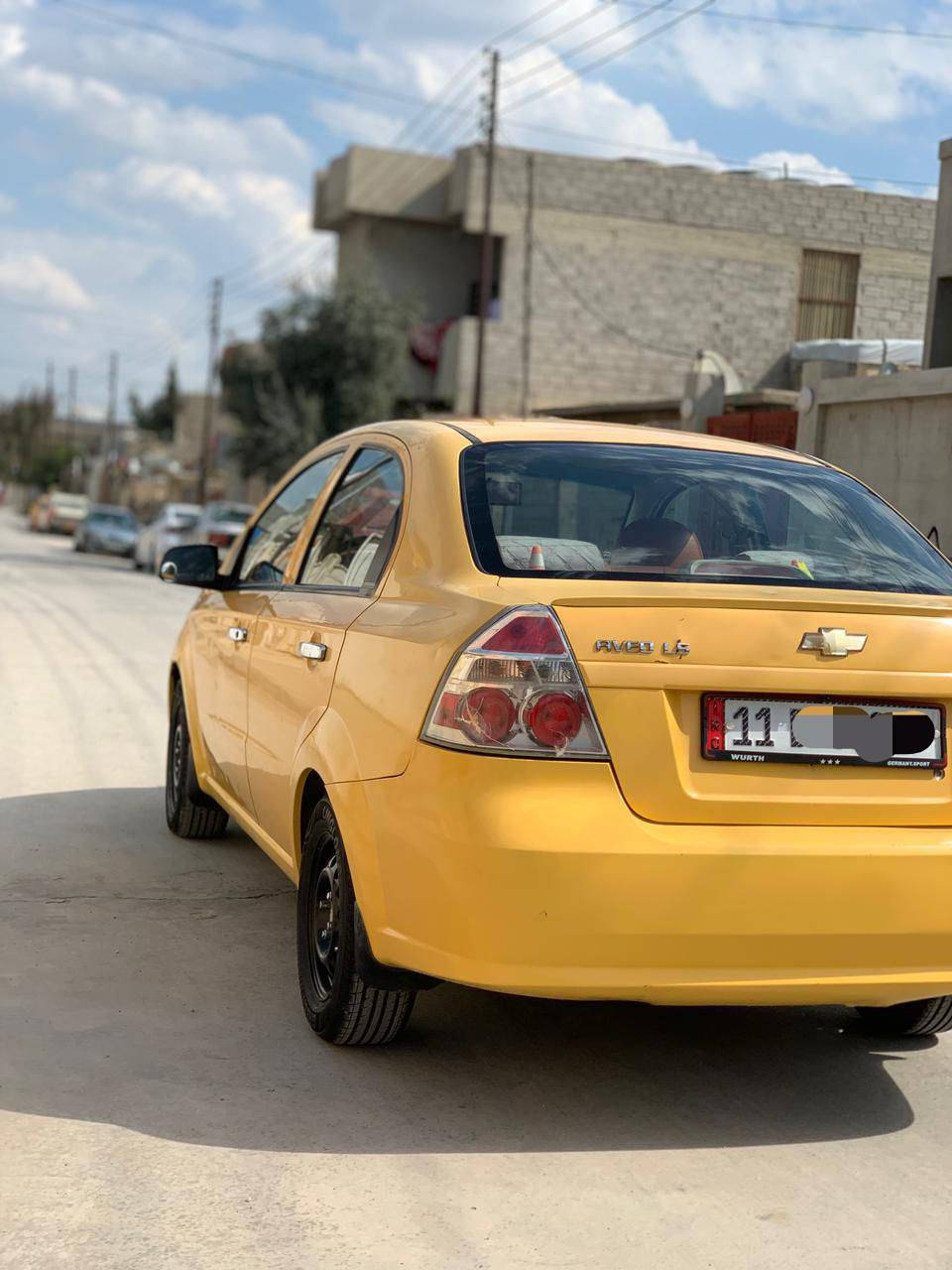 السلام عليكم افيو شركة عامة موديل 2011 للبيع  بدون ضرر كير ومحرك خير من الله  فول توماتيك طخم تايرات جديد شاشة وكاميرا  رقم مسطرة انكليزي  مشروع وطني شرط التحويل العنوان الموصل جانب الايسر السعر 68وبيها مجال ***********
