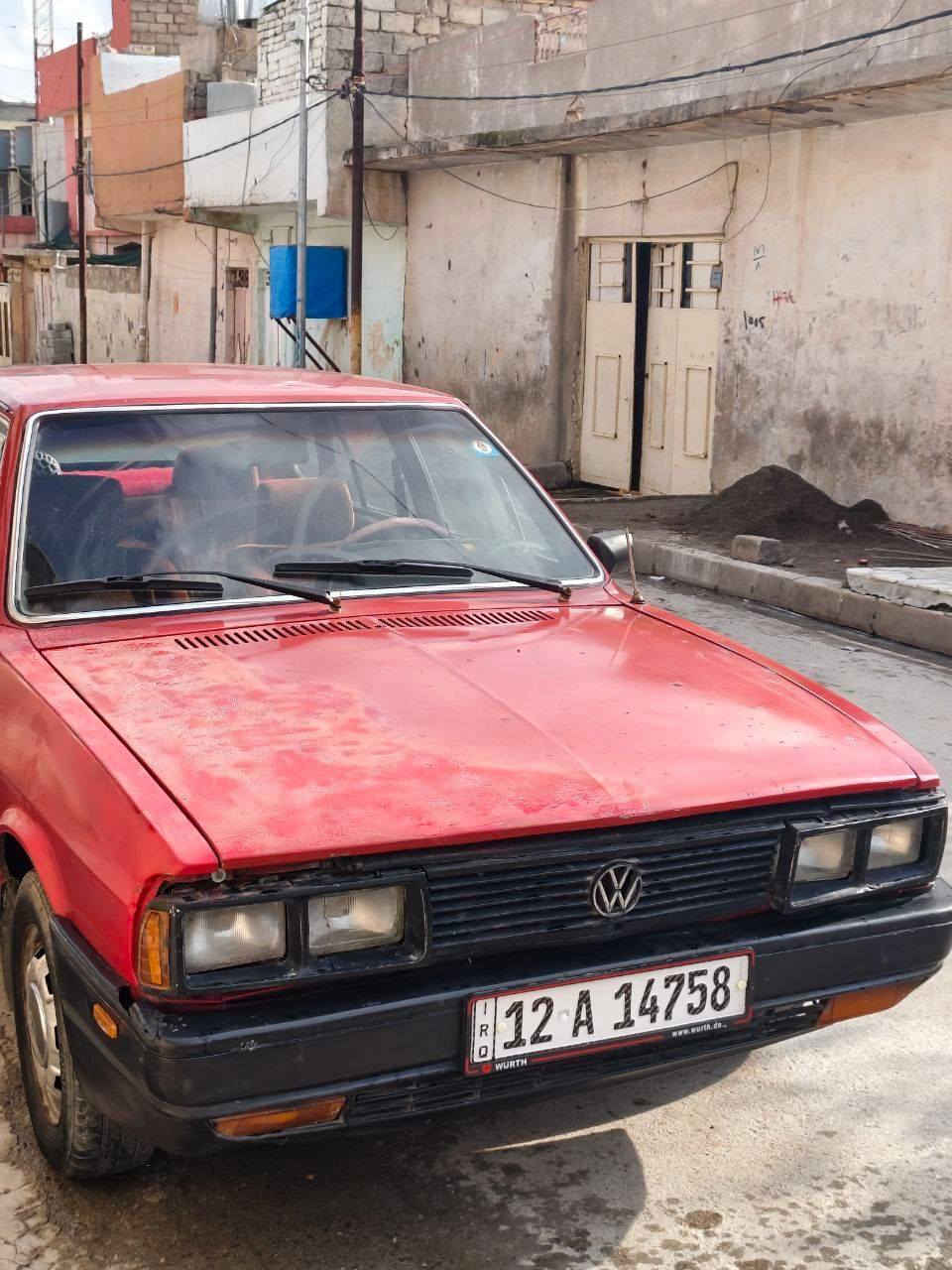 برزيلي موديل 1986 رقم دولي هزه جديده بسمي

طخم تيات وطخم امامي وخلفي نضيف 

مصبوغه جماليه دخل جديد مال شركه شرط محرك 

السعر 20

موكلف بل نشر التوصل. عل الرقم ***********

***********
