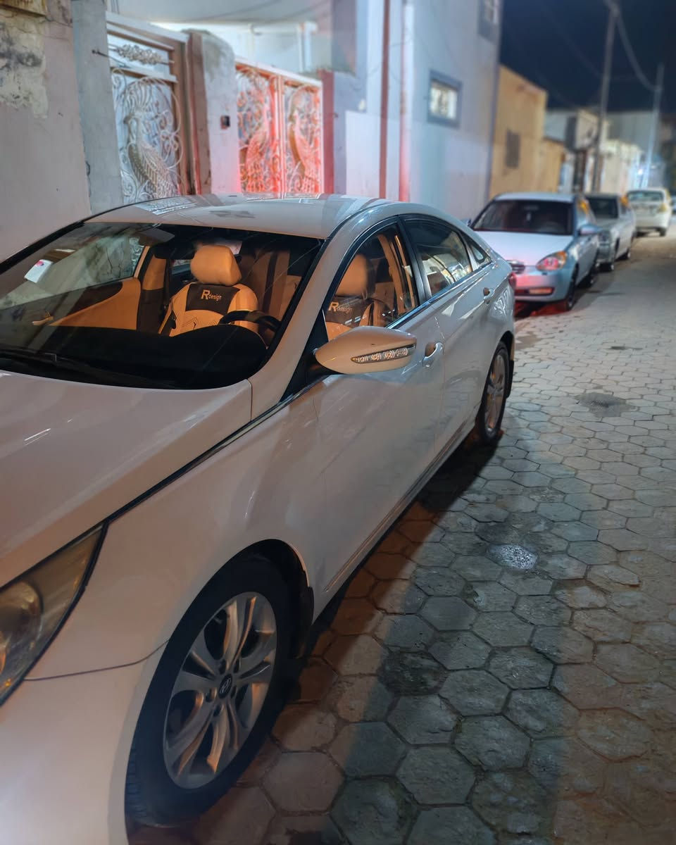 السلام عليكم
للبيع سوناتا مديل ٢٠١٢ خليجي 
سياره فول ماعده الفتحه 
تبريد ثلج   تدفئه شغاله 
محرك ٢٤٠٠  دوش
شفتات رياضي 
كشنات كهربائي 
دواخل بيجي 
سياره مكفوله ما عده اكو صبغ بلبنيد اثر جراد
رقم اربيل 
سياره موجوده  بلنجف 
السعر   ( 125)    وبيها مجال 
رقم الموبايل  ( *********** )
