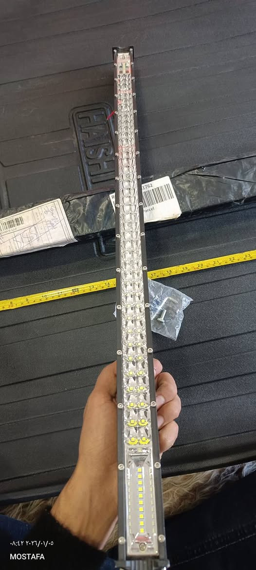 شمعة سياره بطول 80cm. مكونة من 100 لد داخلي. ضد الماء تتحمل جميع الظروف ترهم لجميع السيارات اول تم 40 الف الحجز خاص ***********
