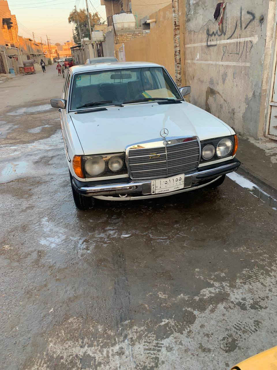 السلام عليكم مارسدس أبو جحيل موديل 1982 مكينة كير بطه 
تبريد خير من الله
المكان بغداد المعامل 

السعر 40 وبيها مجال قليل 

الرقم ***********
