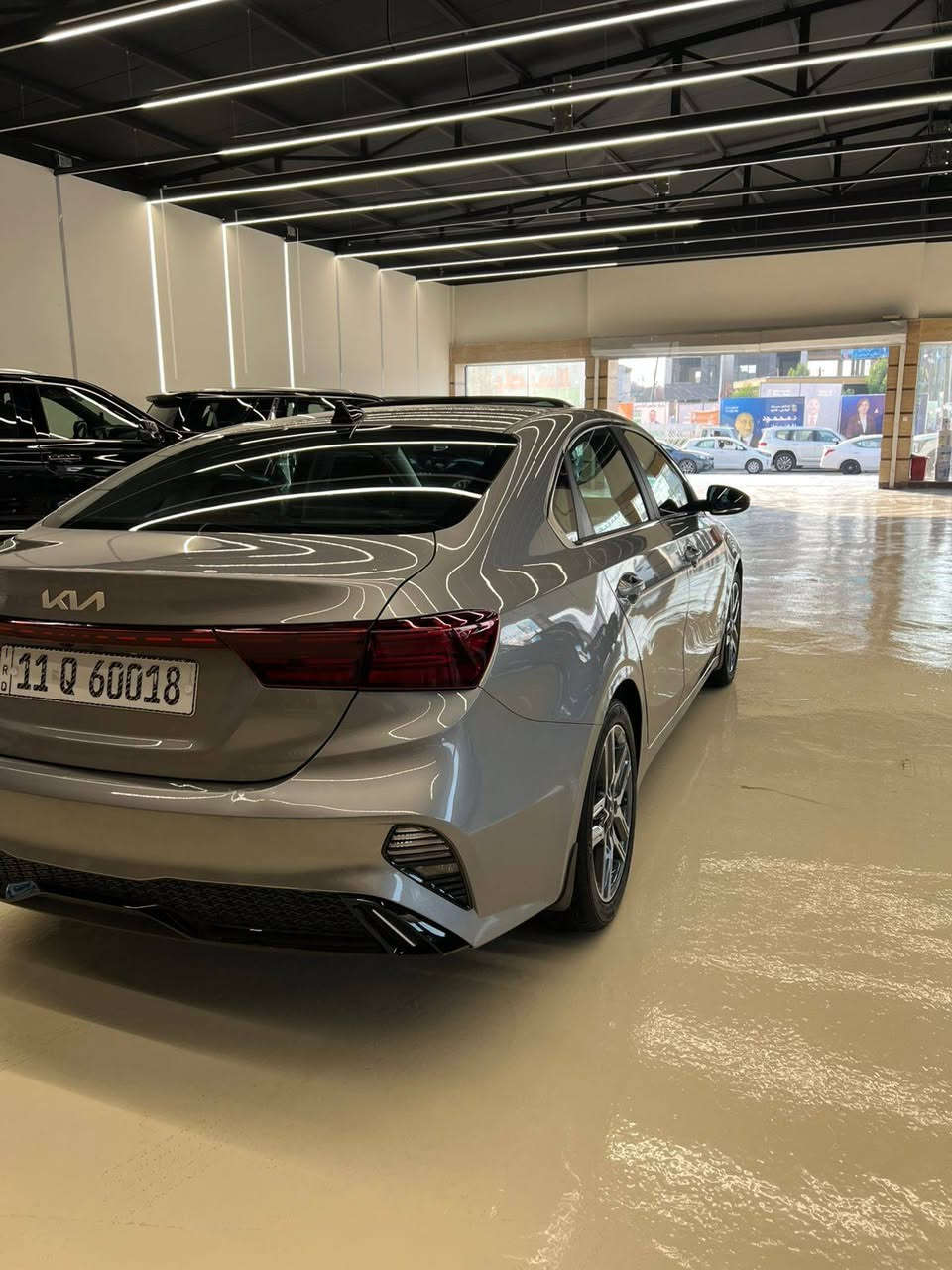 للبيع كيا فورتي فووول مواصفات موديل ٢٠٢٣ وارد امريكي ماشيه ٢٠ الف  محرك ٢٠٠٠ دوش حادث خفيف البابين صفحه السايق وشويه بالبنيد والدعاميه ومبدلات نفس اللون  بدون دواخل شرط البابين صبغ والذيل الجاملغ فقط  ايرباك برده وستيرن فقط وصور الحادث موجده السعر ١٦٥ وبيه مجال  مكاني بغداد للإستفسار ***********
مواصفات 
بصمه 
فتحه سقف
هندبريك بصمه
شحن لاسلكي
رادارات جانبي وتحديد مسار 
جنطه ذكيه
وبعد بيه هوايه مواصفات
