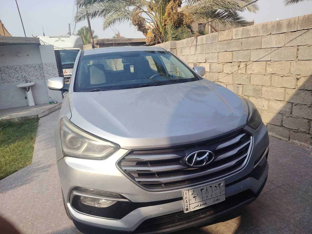 السلام عليكم سنتافيا ١٧ وارد أمريكي مكينه مفتوحه سعر ب١٣٠ سونار مرفق بدون دواخل مجرد شخط وصار بيه صبغ
***********
