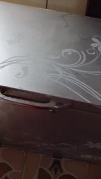 ثلاجة • مستعمل • للبيع